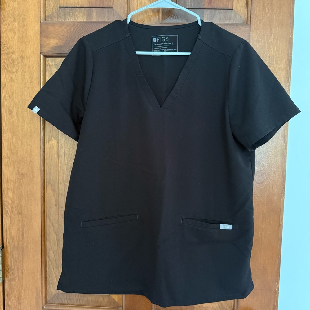 Figs Black Casma 3 pocket scrub top